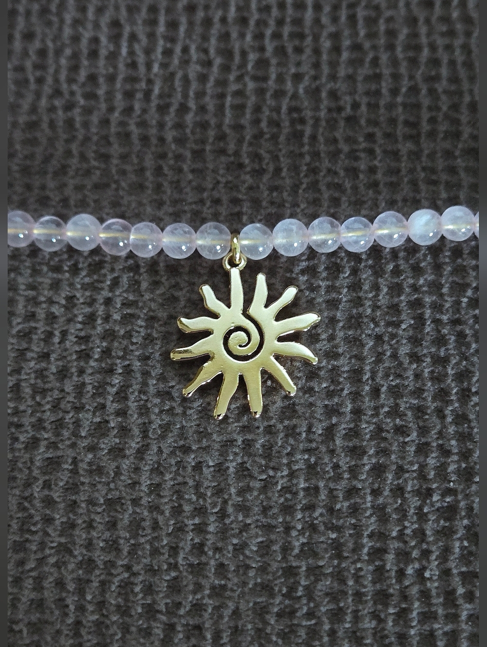 Luna🌙 Norte Rose🌹 Quartz Necklace with Stationary Gold💛 Sun☀️ Pendant - NIB - Picture 14 of 16